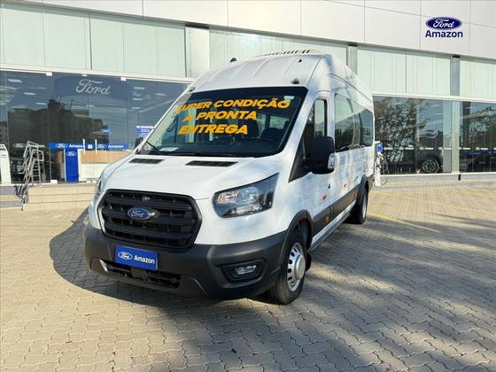 FORD TRANSIT 2.0 ECOBLUE DIESEL MINIBUS 17+1 460E MANUAL
